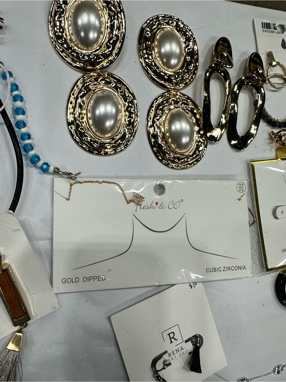Zara Mixed Metal and Black Women's Fashion Jewelry Set Earrings Necklace - Picture 4 of 4
